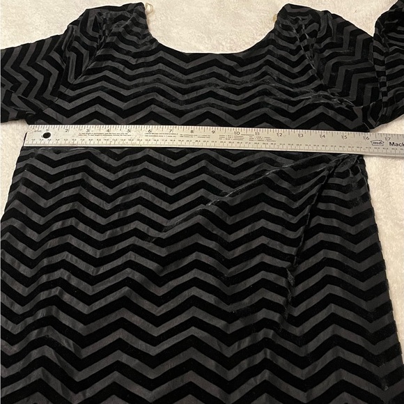 Everly Women’s Black Burnout Velvet Size L Vampy Dark Romantic Goth Party Dress - Picture 8 of 11